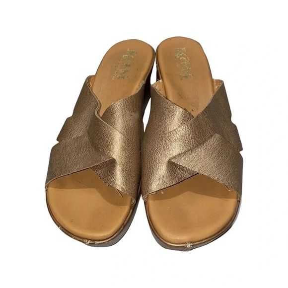 Korks by Kork-Ease Metallic Gold Platform Wedge Size 10 - Picture 2 of 7
